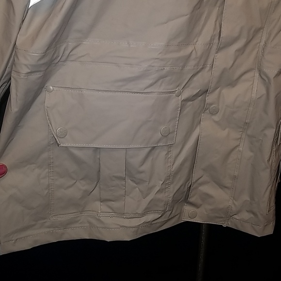 Coleman good quality jacket - Picture 3 of 5